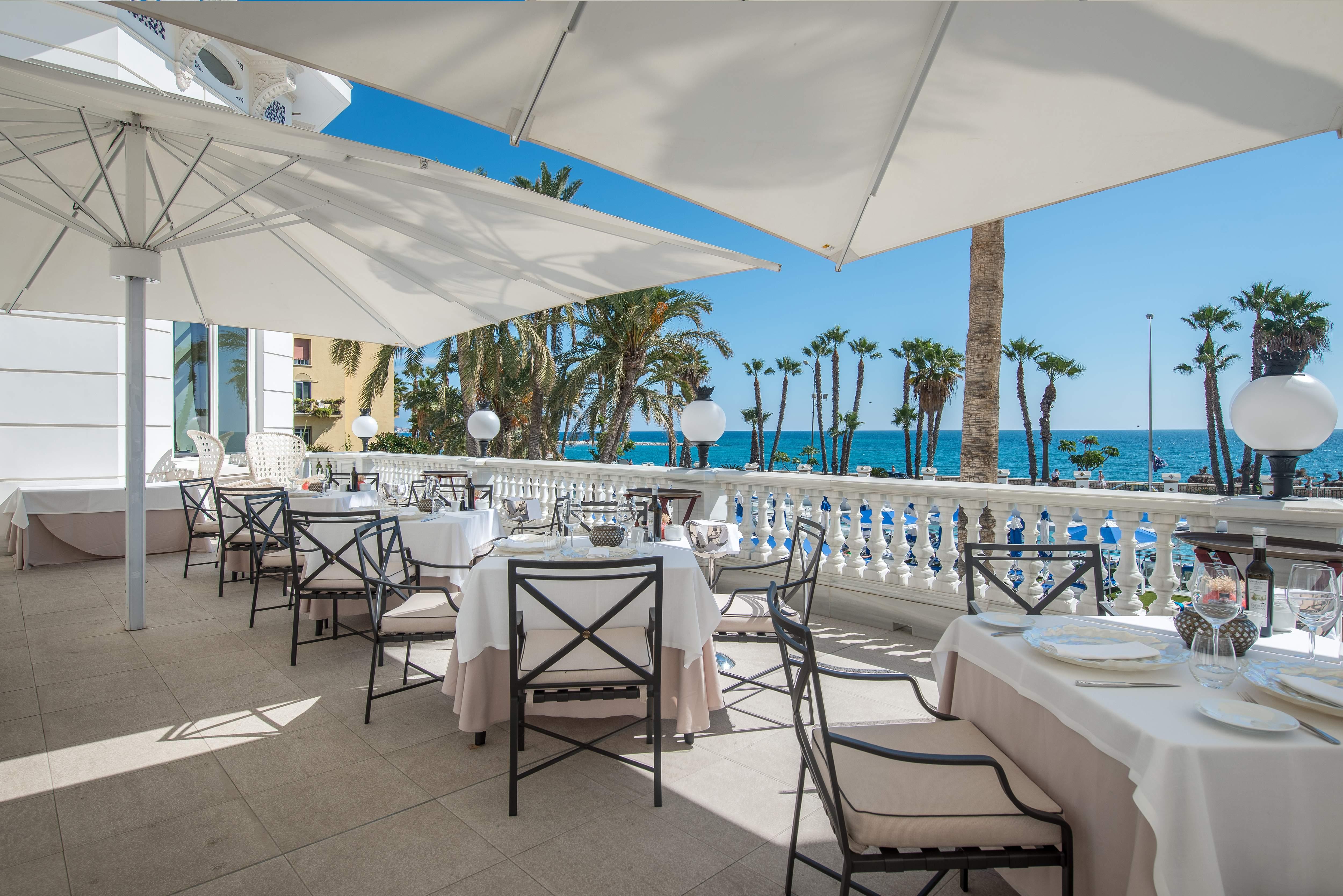 Gran Hotel Miramar Gl Malaga Ngoại thất bức ảnh The restaurant